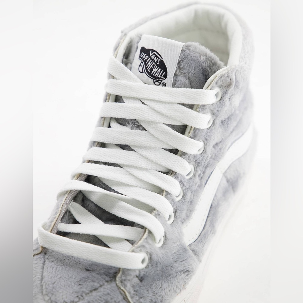 Vans Sk8-Hi Sherpa Sneaker - Picture 3 of 9